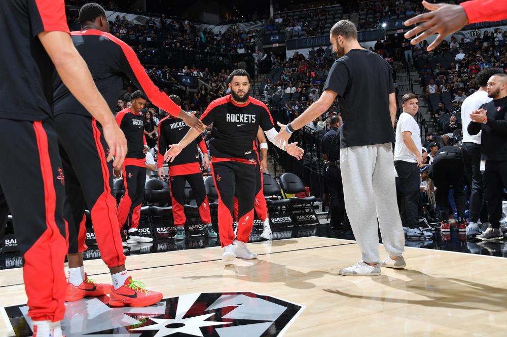 在美职篮体 在美职篮体